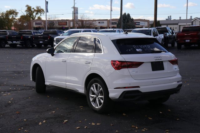 2025 Audi Q3 S line Premium photo 3