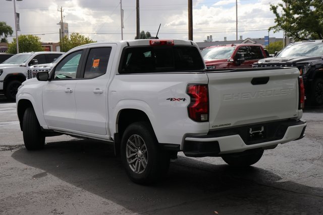 2023 Chevrolet Colorado LT photo 3