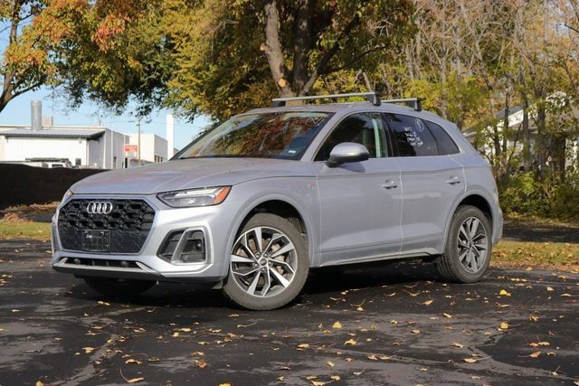 2024 Audi Q5 Premium Plus's photo