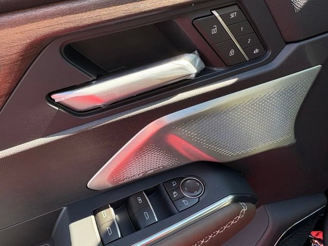 2027 GMC Acadia Denali Ultimate - Photo 24