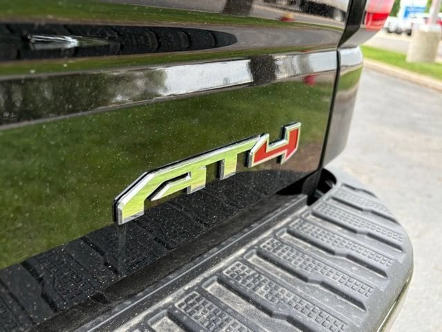 2026 GMC Sierra 1500 AT4 - Photo 8