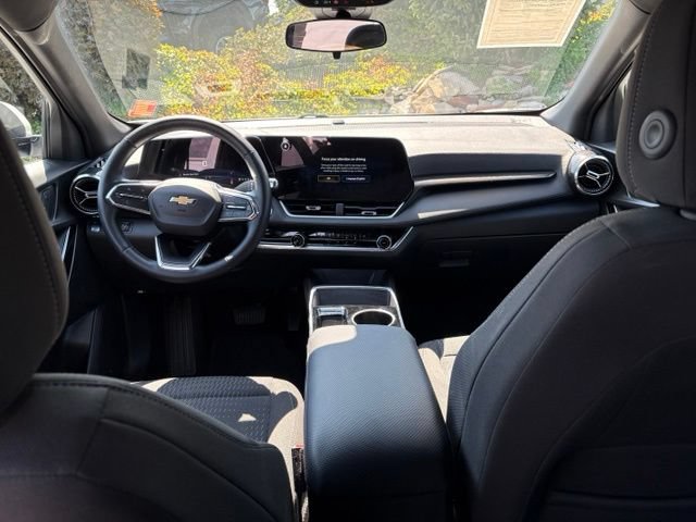 2025 Chevrolet Equinox LT - Photo 12