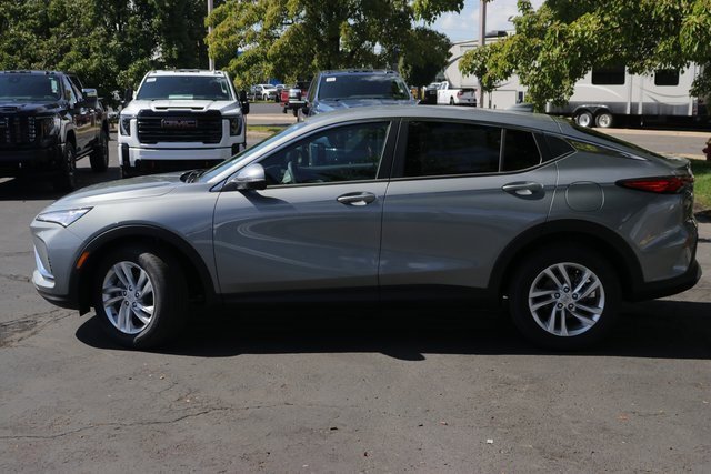 2025 Buick Envista Preferred photo 2