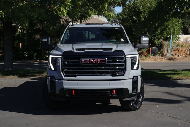 2025 Gmc Sierra 2500 HD AT4 photo 2