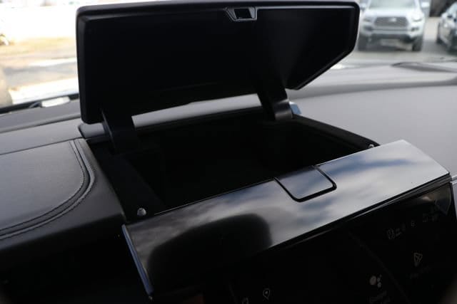 2026 GMC Yukon XL AT4 Ultimate - Photo 32