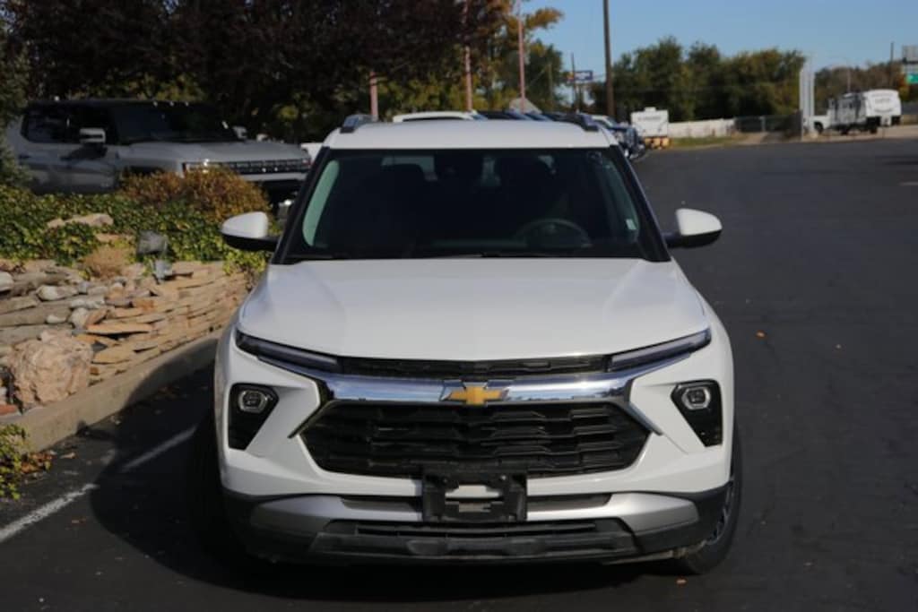 Used 2025 Chevrolet Trailblazer LT SUV