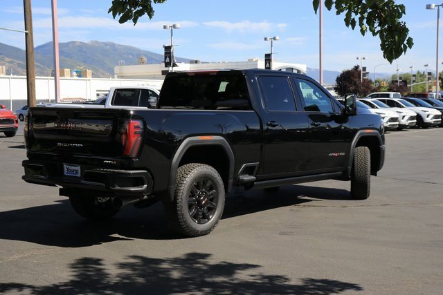2025 Gmc Sierra 3500 HD AT4 photo 4