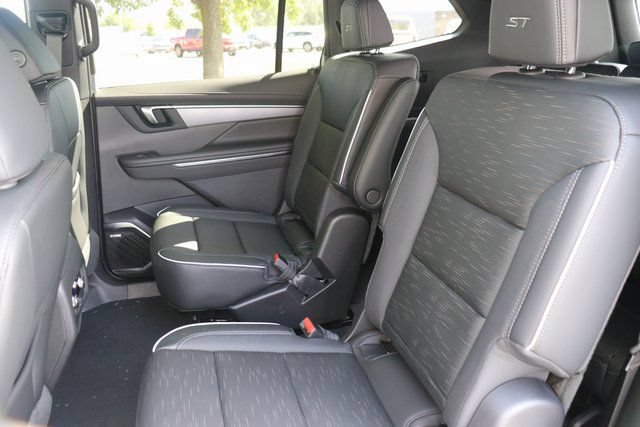2026 Buick Enclave Sport Touring - Photo 16
