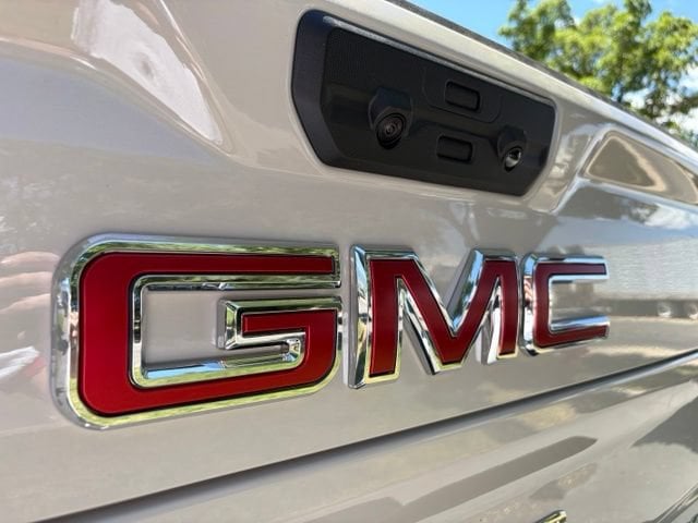2026 GMC Sierra 2500HD AT4X - Photo 7