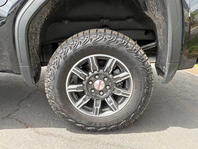 2026 GMC Sierra 1500 AT4 - Photo 11