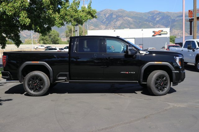 2025 Gmc Sierra 3500 HD AT4 photo 3