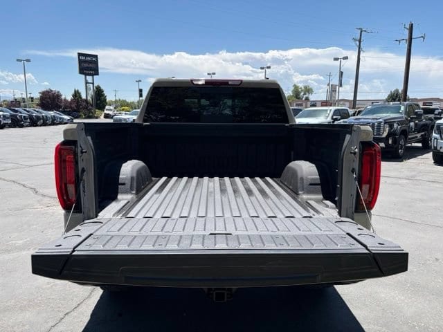 2026 GMC Sierra 1500 AT4X - Photo 10