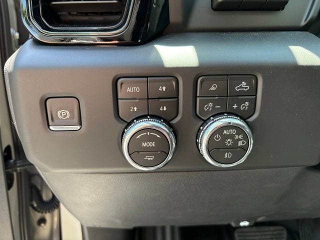 2026 GMC Sierra 1500 AT4X - Photo 22