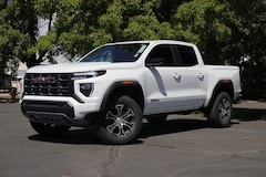 2025 GMC Canyon AT4 Truck