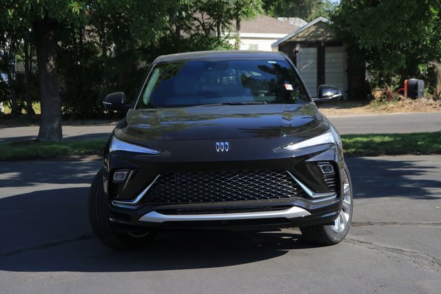 2025 Buick Envista Avenir photo 2