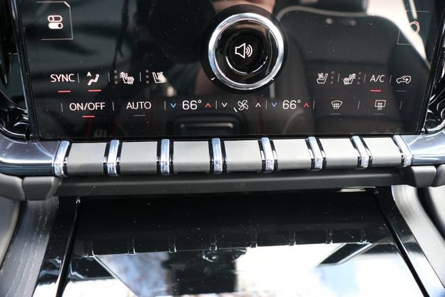 2026 GMC Yukon XL AT4 Ultimate - Photo 35