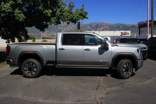 2025 Gmc Sierra 3500 HD Denali photo 3