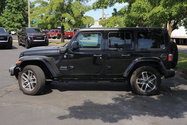 2024 Jeep Wrangler 4xe Sport S photo 2