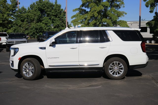 2022 Gmc Yukon SLT photo 3