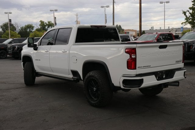 2023 Chevrolet Silverado 3500HD High Country photo 4