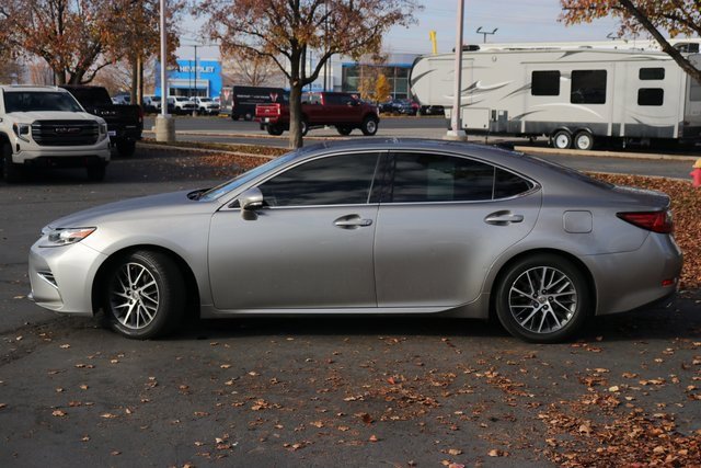 2017 Lexus ES 350 photo 3