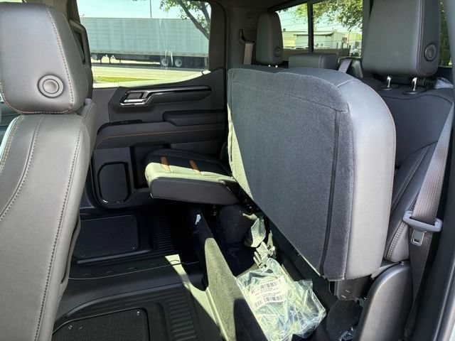 2026 GMC Sierra 1500 AT4 - Photo 13