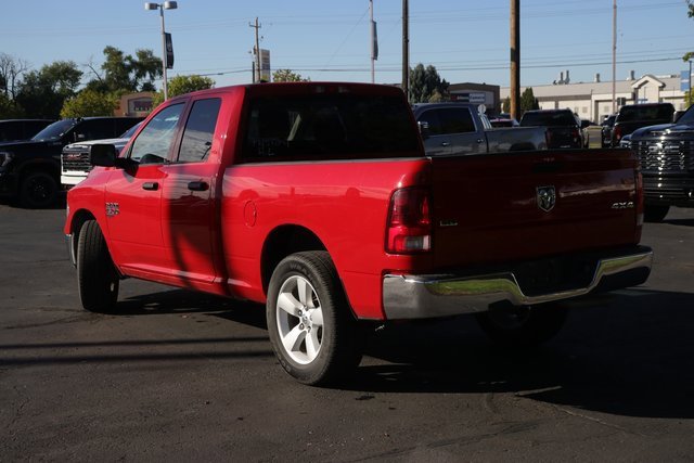 2024 Ram 1500 Classic SLT photo 4