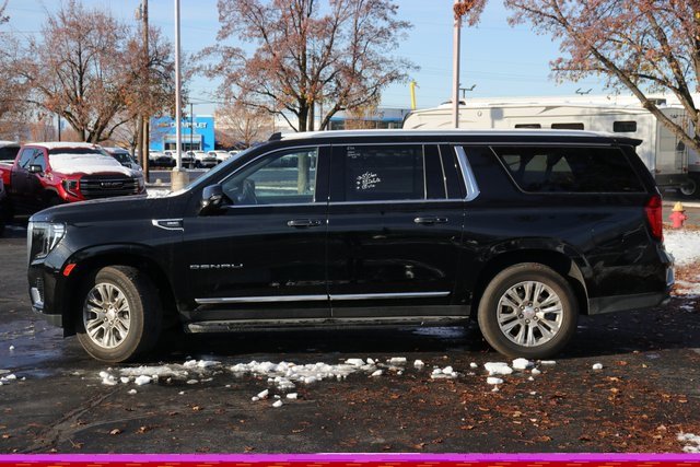 2024 Gmc Yukon XL Denali photo 2