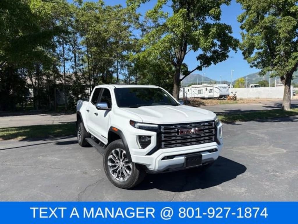 Used 2023 GMC Canyon Denali Truck Crew Cab