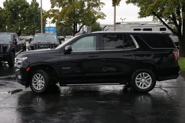 2023 Chevrolet Tahoe LT photo 2