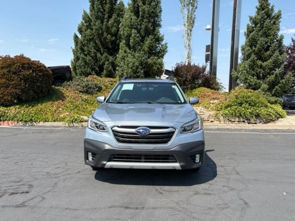 Used 2022 Subaru Outback Limited SUV