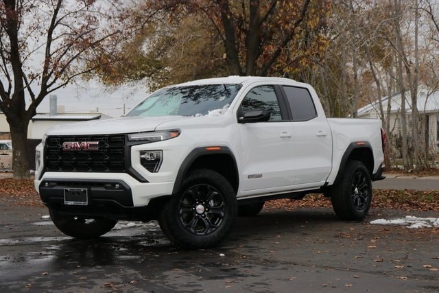 2023 GMC Canyon Elevation's photo
