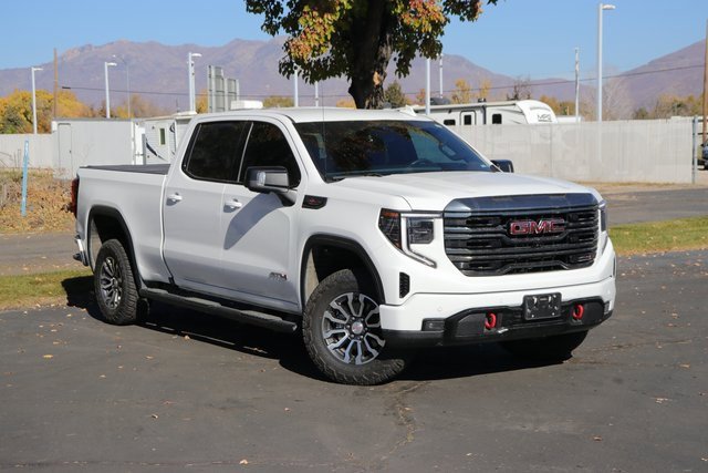 2023 GMC Sierra 1500 AT4's photo