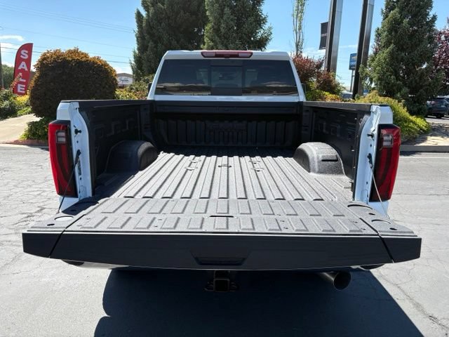 2026 GMC Sierra 3500HD SLT - Photo 9