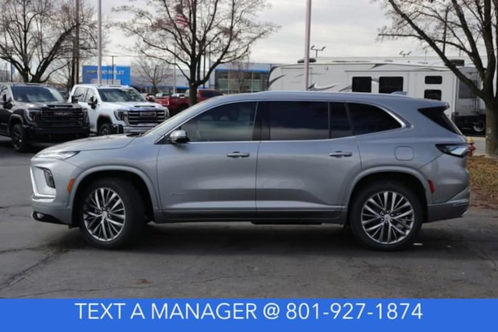 New 2026 Buick Enclave Avenir SUV