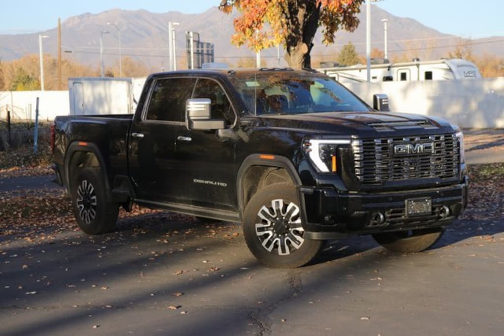 Used 2025 GMC Sierra 2500 HD Denali Ultimate Truck Crew Cab
