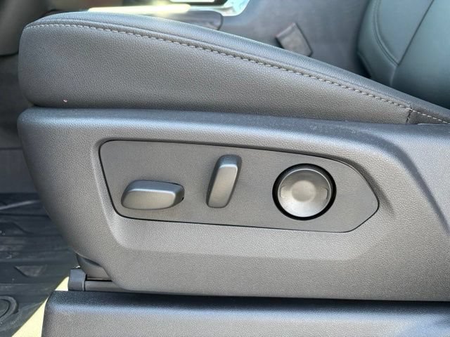 2026 GMC Sierra 3500HD SLT - Photo 22