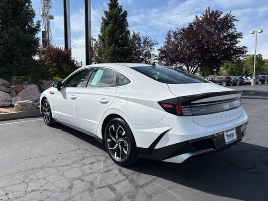 Used 2025 Hyundai Sonata SEL Sedan