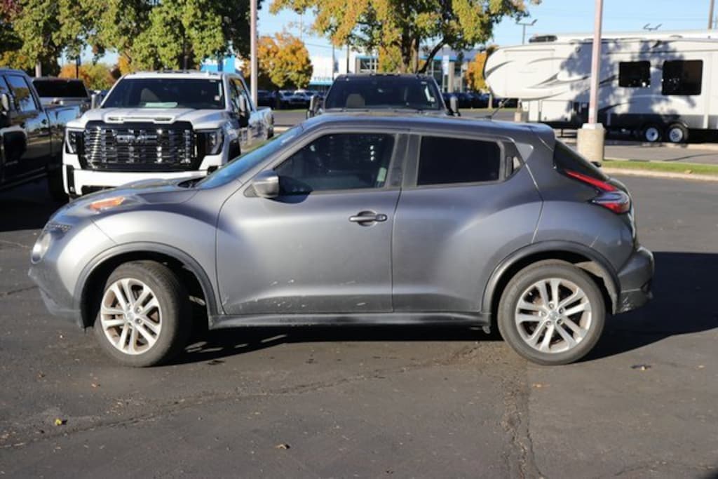 Used 2015 Nissan Juke S SUV