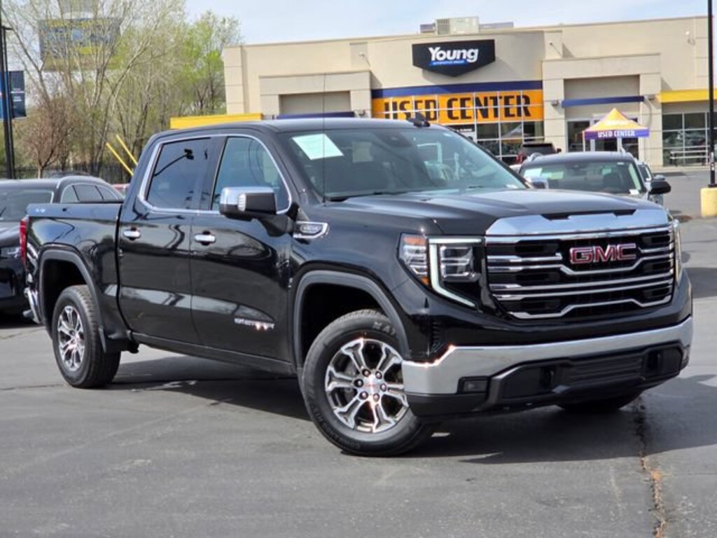 Used 2025 GMC Sierra 1500 SLT Truck Crew Cab