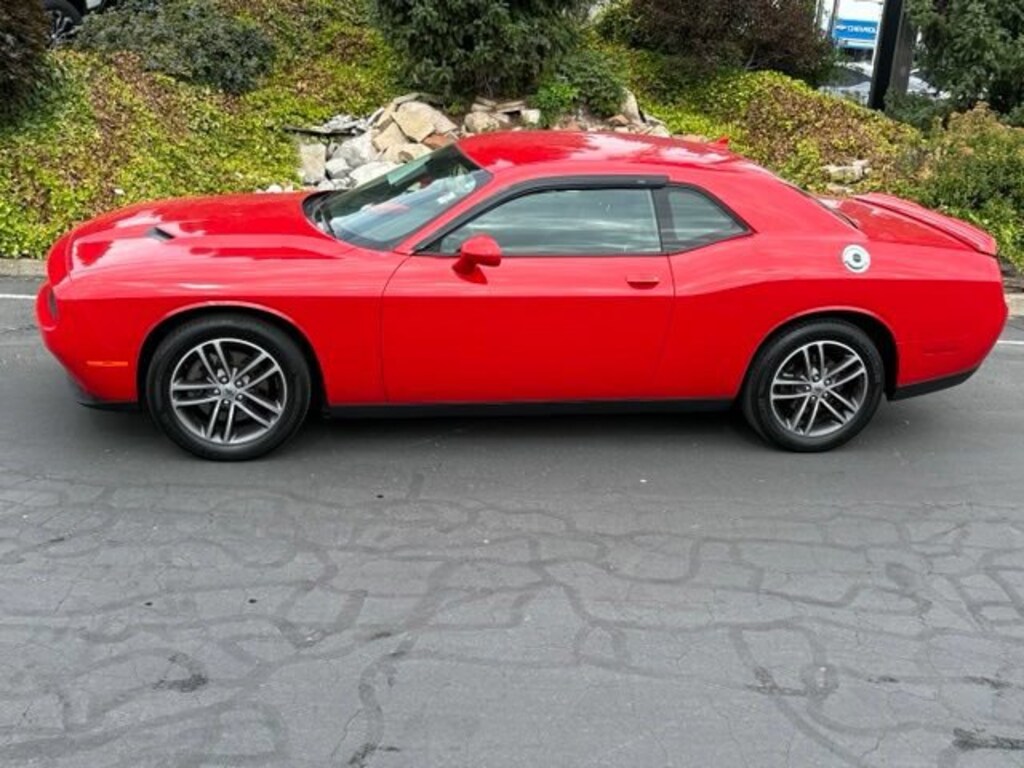 Used 2019 Dodge Challenger SXT AWD Coupe
