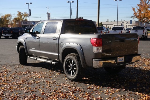 2011 Toyota Tundra Limited CrewMax photo 4