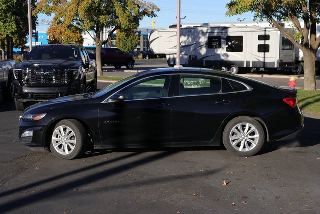 2024 Chevrolet Malibu 1LT photo 3