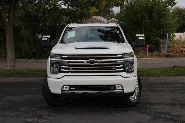 2020 Chevrolet Silverado 3500HD High Country photo 2