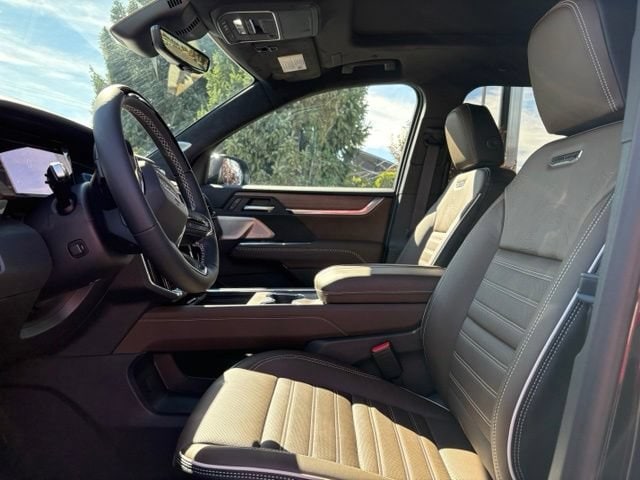 2027 GMC Acadia Denali Ultimate - Photo 21