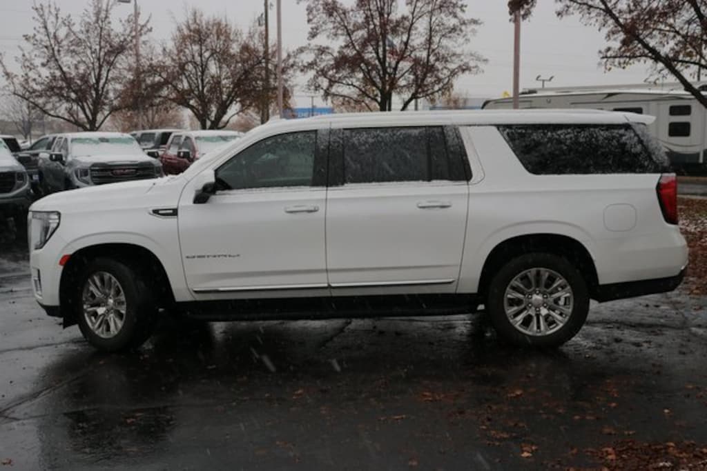 Used 2023 GMC Yukon XL Denali SUV