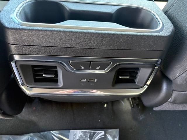 2026 GMC Sierra 1500 Denali - Photo 14