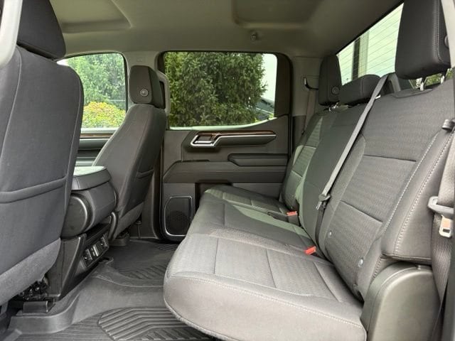2024 Chevrolet Silverado 1500 RST - Photo 11
