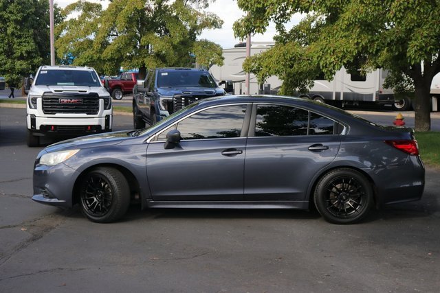 2015 Subaru Legacy 2.5i photo 2