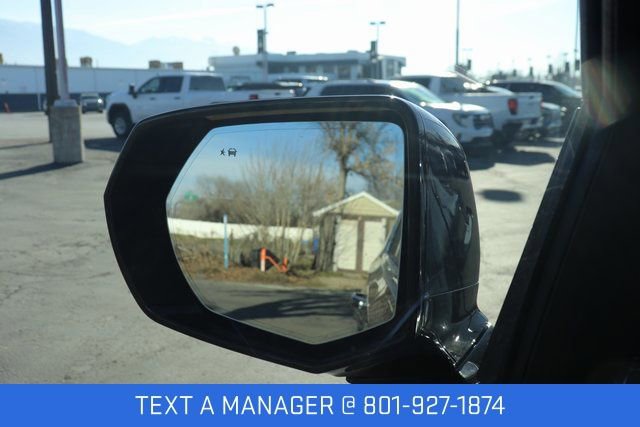 2026 GMC Yukon XL Elevation - Photo 12
